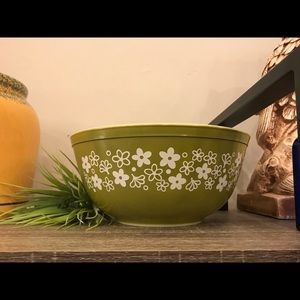 Pyrex daisy